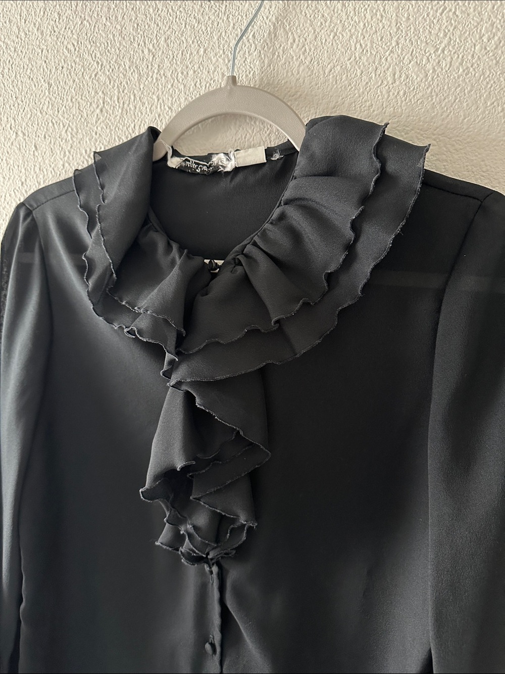 Vintage Ruffle Blouse - Picture 3 of 7